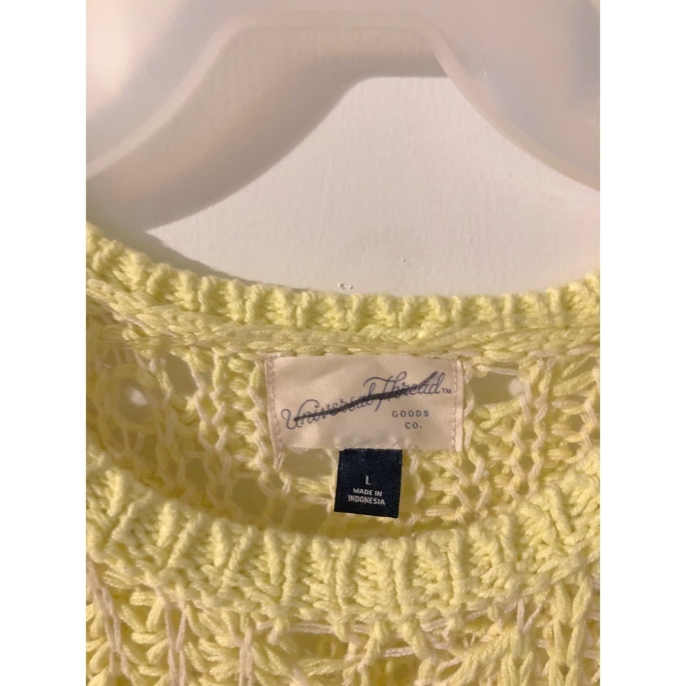 Universal Thread Open Stitch Yellow Tunic Sweater,
Size Large - Picture 5 of 6